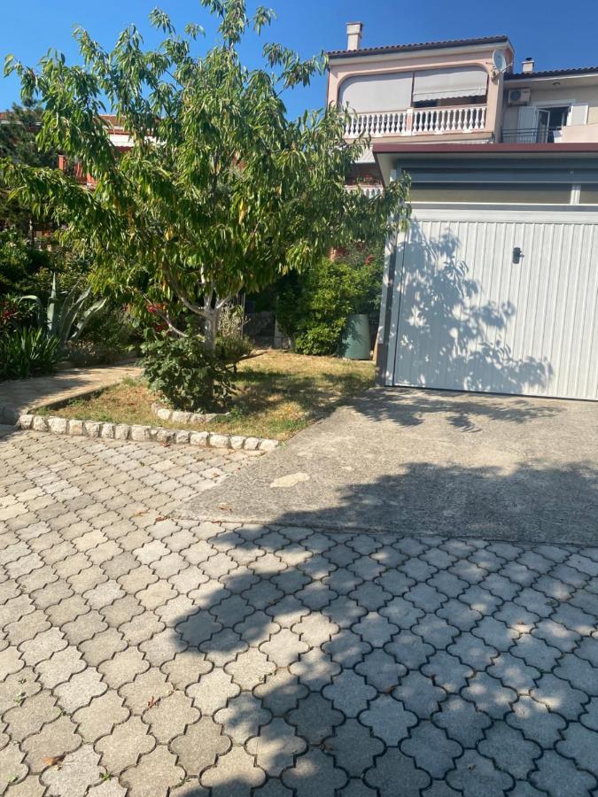 Apartment Jelena Crikvenica Exterior photo